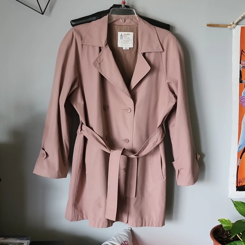 London Fog Vintage short Trench Coat - Picture 12 of 15